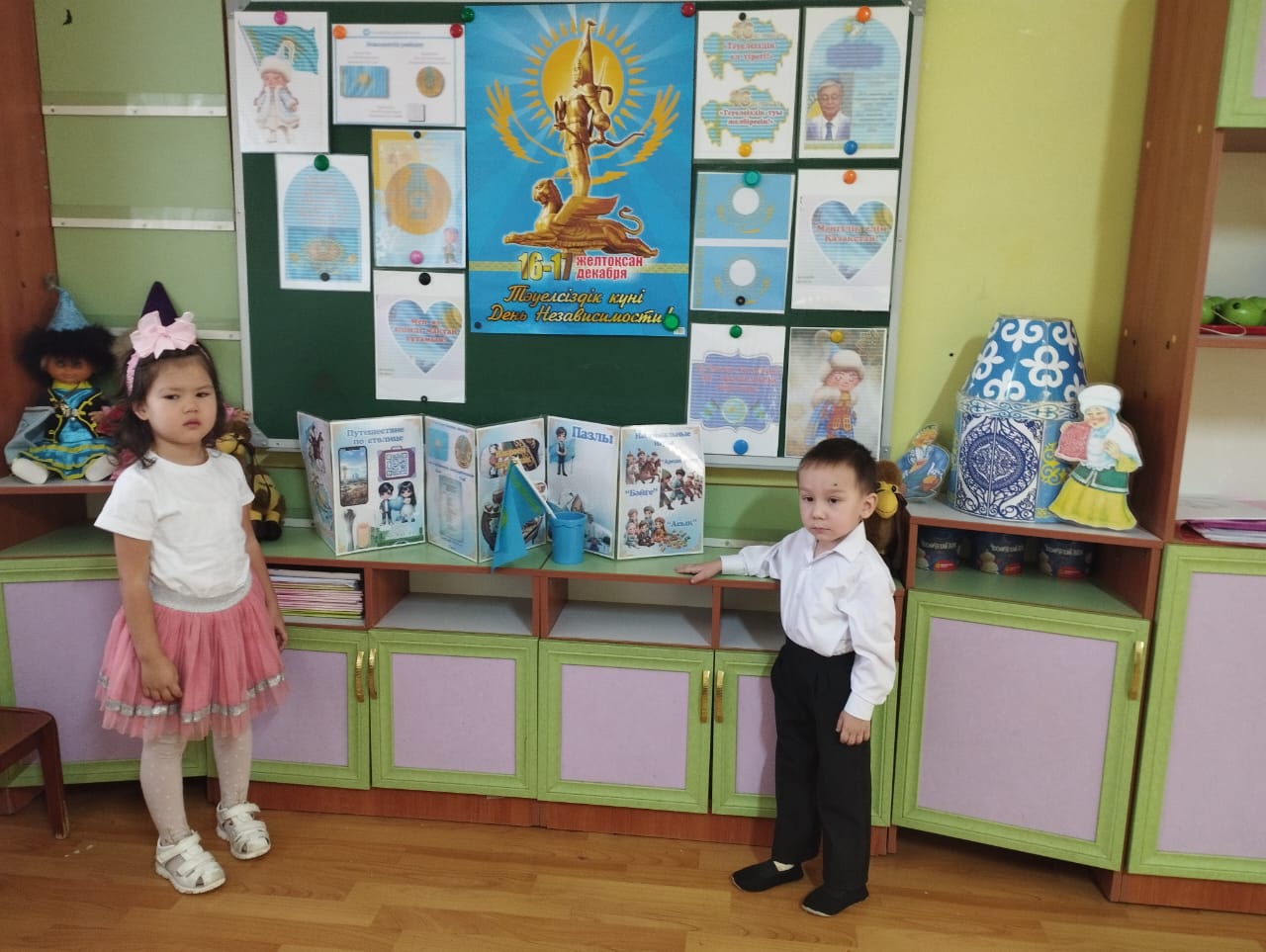 Тематическое ОД  ко Дню Независимости в средней группы "Айгөлек"
